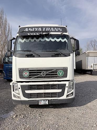 Volvo: Тягач, Volvo, 2010 г., Без прицепа — 1