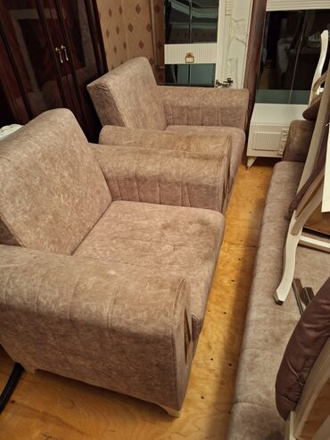 Soyuducular: 2 qapılı Beko Soyuducu Satılır, rəng - Ağ, Təkərli — 7