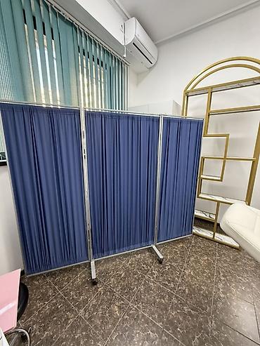 тумбы для салона красоты: Ширма, перегородка Материал: Ткань, Колличество секций: 3, На колесиках, Для салона — 1