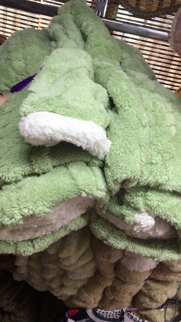 Одеяла и пледы: Комплект одеяла и подушки, Корея, Новый, Все сезоны, Двусторонний, Плюшевый, Светящийся — 5