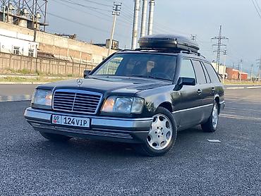 Mercedes-Benz: Mercedes-Benz E-Class: 1993 г. — 2