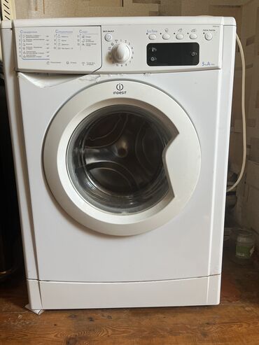 Стационарные телефоны: Стиральная машина Indesit, 5 кг, Б/у, Автомат, Есть сушка, Самовывоз