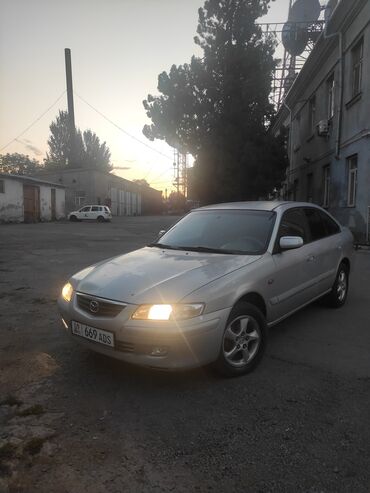 авто логан: Mazda 626: 2000 г., 2 л, Механика, Бензин, Хэтчбэк