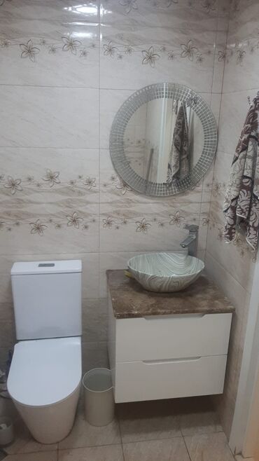 Sifarişlə qonaq dəstləri: Təmirdən sonrakı dəbli interyerlə təqdim olunur geniş dəhliz və rahat — 3