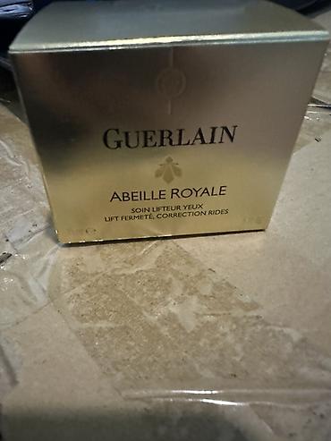yun corab: Guerlain Abeille Royale – Göz ətrafı üçün liftinq kremi - Məhsul — 1