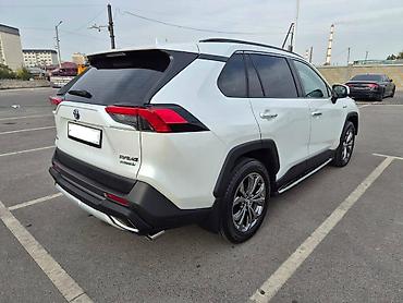 Продажа авто: Toyota RAV4: 2022 г., 2.5 л, Автомат, Гибрид, Кроссовер — 2