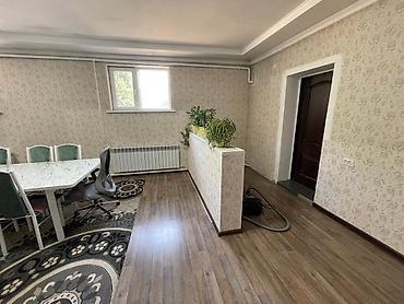 Үйлөрдү ижарага берүү: 280 м², 6 бөлмө, Шлагбаум — 10