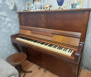 Pianolar: Belarus pianino tam islek 8 noyabr praspekti 200azn (heyet evi)