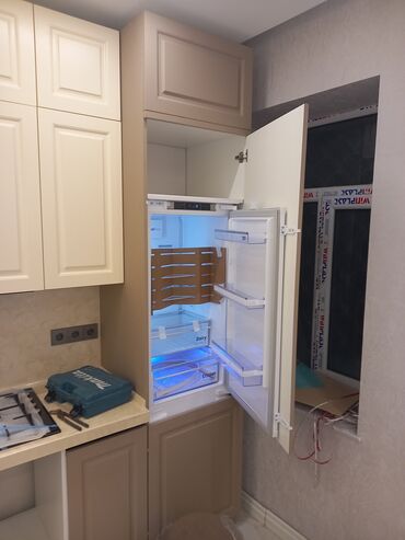 Sifarişlə yataq dəstləri: Bej rəng palitrasında klassik-modern tərzdə mebel dəsti - Yataq otağı — 5