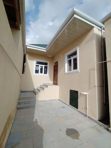 ev elanlari 2018: Поселок Бинагади 3 комнаты, 90 м²