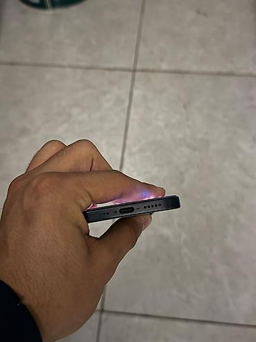 iphone 16 2 ci el: IPhone 16, 128 GB, Qara, Face ID — 4