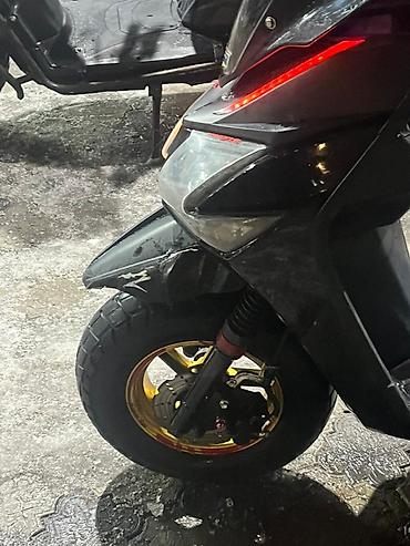 Скутеры: 4 скутера обмен на машину или на телефон 
4-130000 — 13