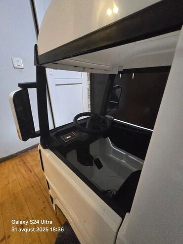 Uşaq üçün elektrik maşınları: Uşaq üçün elektrikli yük maşını – Mercedes-Benz dizaynlı - Rəng — 4