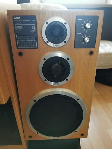 hudabon primer: SABA hi‑fi komponentni sistem sa namenskim drvenim stalkom i velikim — 5