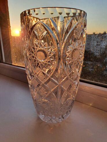 стеклянные вазы: Хрусталь высота 25 см