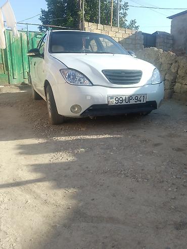 şevrolet aveo satışı: Ağ rəngli sedan avtomobil - Kuzov: 4 qapılı sedan, ağ rəng - Yüngül — 5