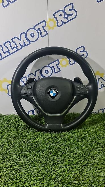 e34 4 4: Руль BMW 2013 г., Б/у, Оригинал — 1