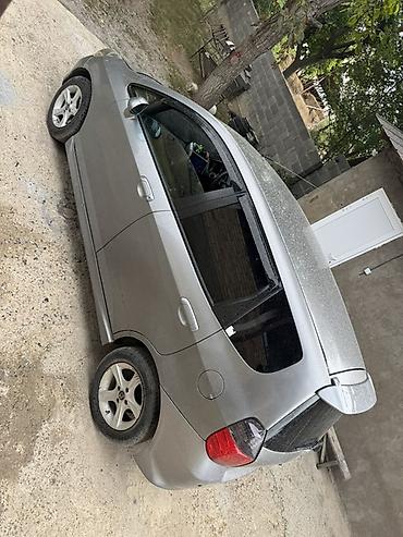 камри 44: Honda Fit: 2002 г., 1.5 л, Автомат, Бензин, Хэтчбэк — 1