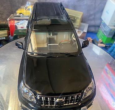 surf: Toyota, 2009 il, 1:18, Dəmir, Ödənişli çatdırılma — 10