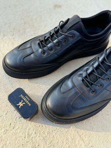 Кроссовки и спортивная обувь: Мужские кроссовки, 43, Новый, цвет - Черный, Платная доставка — 4