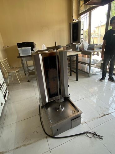 Biznes üçün program təminatı: Elektrik, Bıçaq ilə