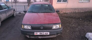 продаю эвакуатор: Volkswagen Passat: 1989 г., 1.8 л, Механика, Бензин, Универсал