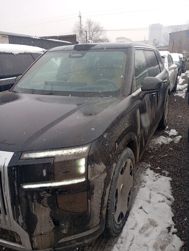 Аренда инструментов: Кроссовер/внедорожник ZEEKR 9X ultra премиум‑класса с выразительной — 2