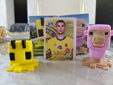 usaq ucun cins pencekler: Minecraft oyuncaqlar makdonalds + hədiyyə futbol kartları 60 ədəd