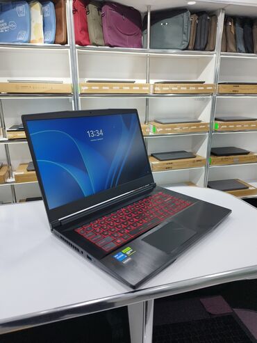 ноутбук fujitsu: Ноутбук, MSI, 8 ГБ ОЗУ, Intel Core i5, 15.6 ", Новый, Для работы, учебы, память SSD