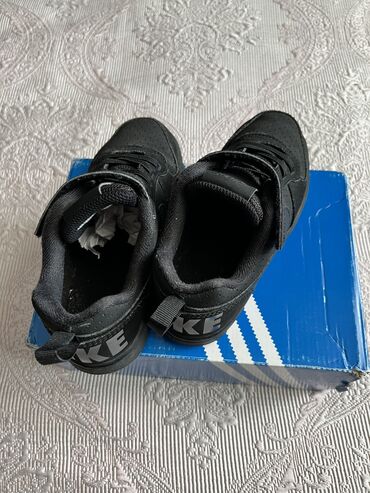 детские однотонные футболки: Кроссовки, Для мальчиков, 29, Nike