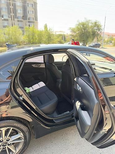 byd e1: Kia K3: 2022 г., 1.6 л, Вариатор, Бензин, Седан — 9