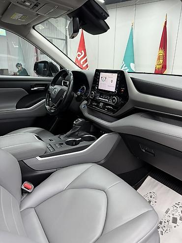 бампер цефиро: Toyota Highlander: 2021 г., 2.5 л, Автомат, Гибрид, Кроссовер — 8