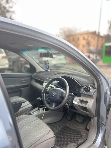 Mazda: Mazda Demio: 2004 г., 1.5 л, Автомат, Бензин, Хэтчбэк — 7