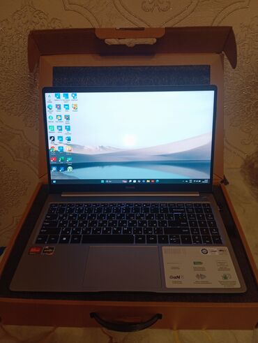 mini notebooklar: AMD Ryzen 5, 16 GB, 15.6 "