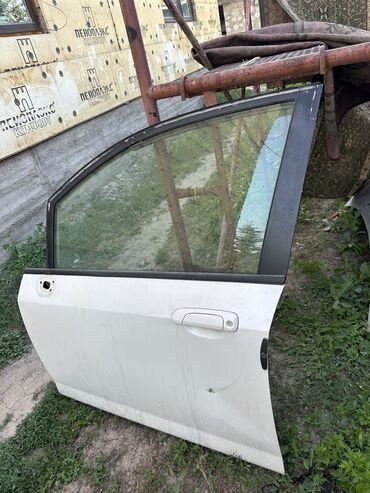 лопата на спринтер: Дверь Передняя левая Honda, Б/у, Оригинал