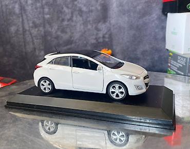 Avtomobil modelləri: Коллекционная модель Hyundai i30 5 door white 2012 Pino B&D Scale — 15