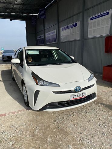 панель торпедо камри 30: Toyota Prius: 2019 г., 1.8 л, Вариатор, Гибрид, Хэтчбэк