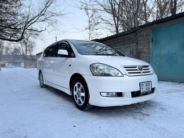 Toyota: Toyota Ipsum: 2003 г., 2.4 л, Автомат, Газ, Минивэн