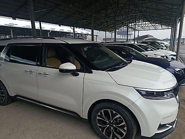 Kia: Kia Carnival: 2023 г., Минивэн — 5
