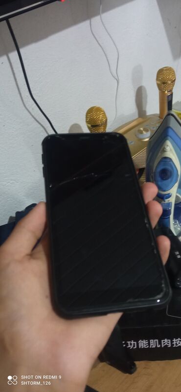 телефон режим 10с: Samsung Galaxy J4 Plus, Б/у, 32 ГБ, цвет - Золотой