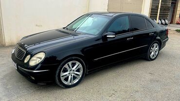 Mercedes-Benz: Mercedes-Benz E-Class: 2.7 l | 2002 il Sedan — 8