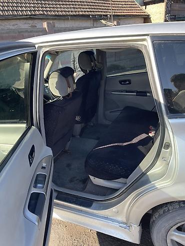 Toyota: Toyota Opa: 2003 г., Бензин — 10