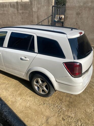 Opel: Opel Astra: 1.3 l | 2007 il 248000 km Universal — 3