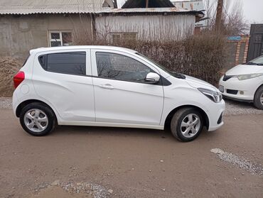 Chevrolet: Chevrolet Spark: 2016 г., 0.1 л, Автомат, Бензин, Хэтчбэк — 2