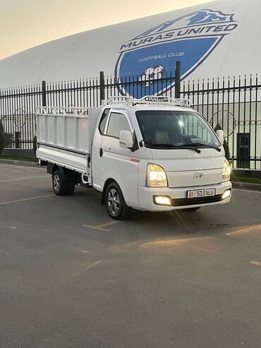 треугольная швабра с отжимом: Портер, Вывоз бытового мусора, По региону, По городу, По стране, с грузчиком