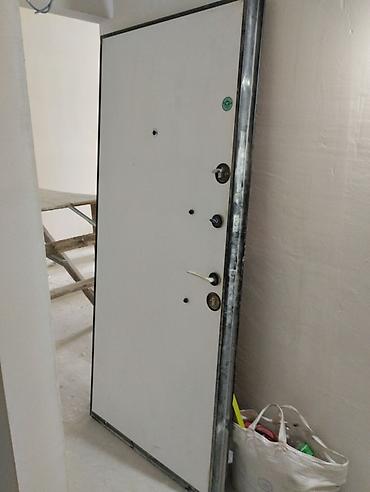 qapi pencere qiymetleri: Metal giriş qapısı – ikiüzlü dizayn - Material: polad karkaslı metal — 1
