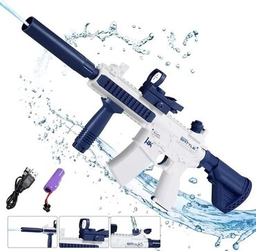 Игрушки: Водяной пистолет, имитирующий винтовку HK416. Выполнен в бело-синей
