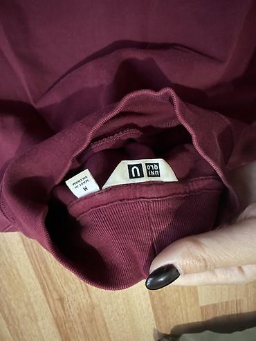 Толстовки: 6 вещей за 2000 Бордовый свитшот Uniqlo U - Линейка: Uniqlo U - — 1