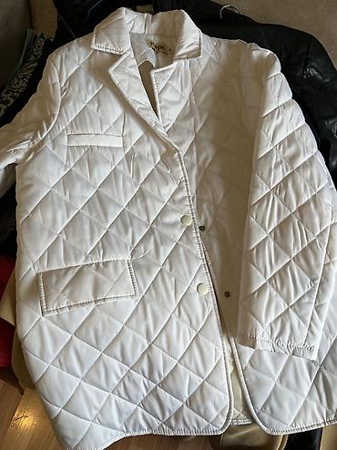 Kurtkalar: Qadın üçün quilt (romb tikişli) yüngül kürkə - Rəng: açıq bej/krem - — 2