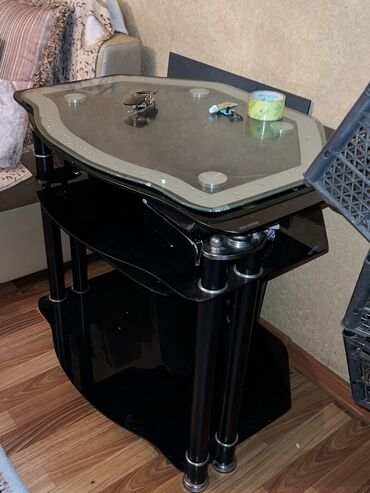 стол для гостиный: Журнальный Стол, цвет - Черный, Б/у